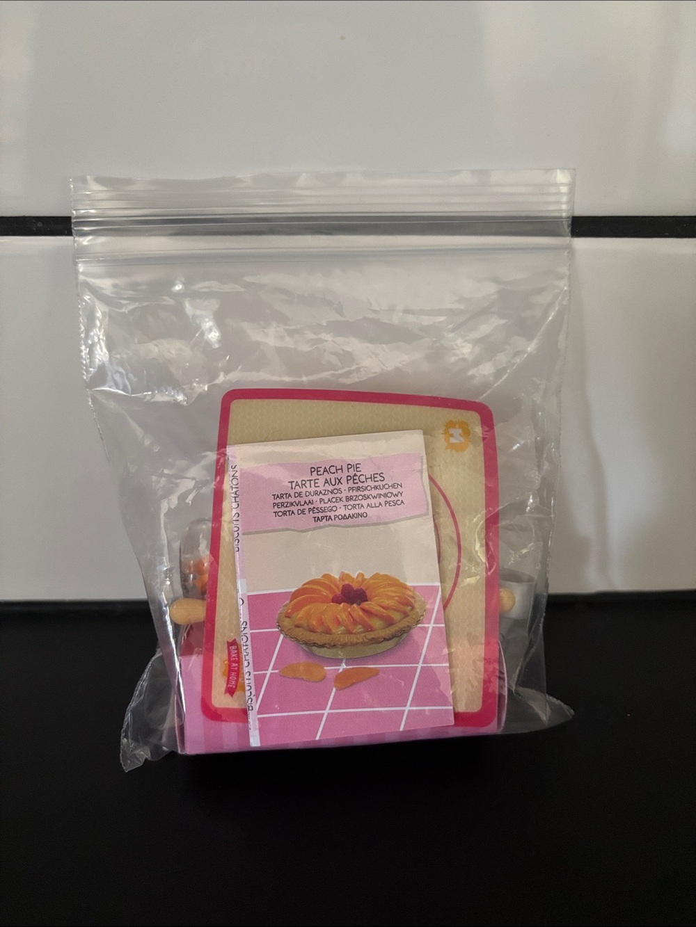Miniverse Make It From Scratch Series 1 Peach Pie